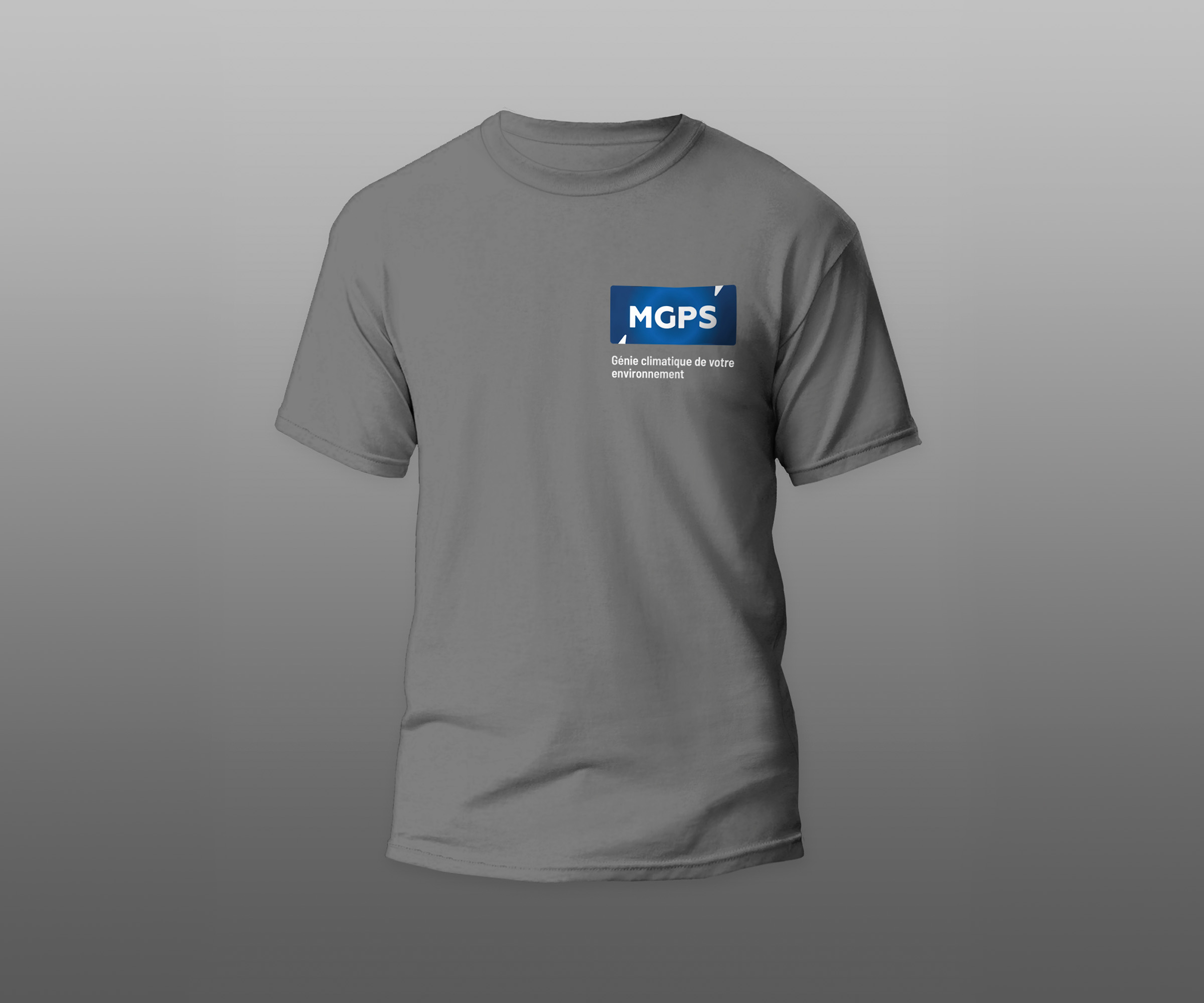 Tee-shirt gris avec le logo de la société MGPS en couleurs.