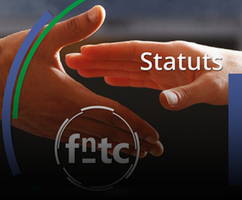 Pencil-Park, couverture livret Les statuts de la FnTC deux mains qui se rejoignent